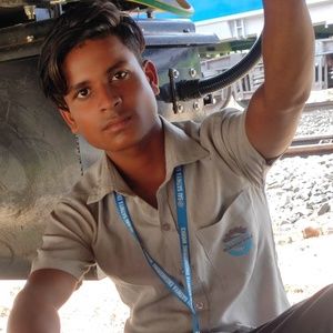 Meet your Posher, Govinda